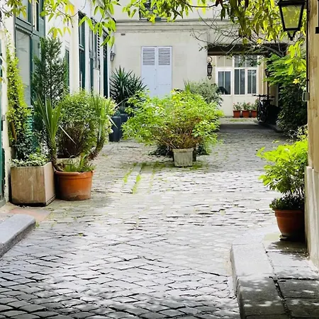 Architect-designed Duplex Saint-germain-des-pres